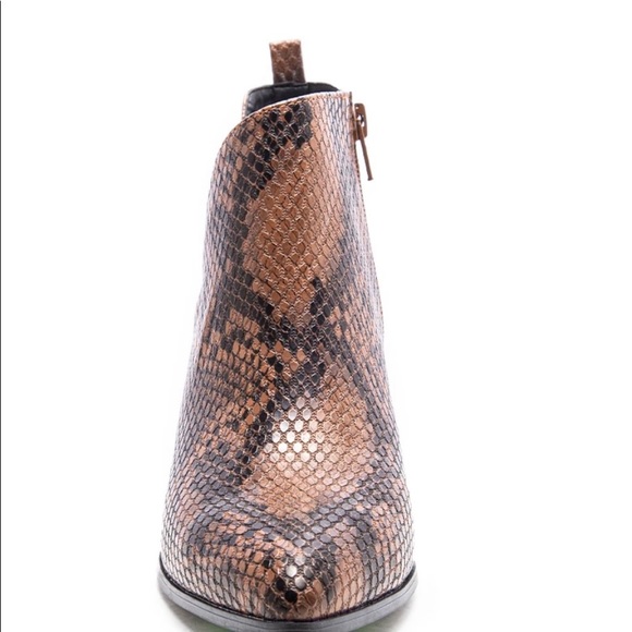 NIB QUPID Sz7 NAVA-08 BROWN/BLACK SNAKE MSRP $48 - Picture 2 of 9